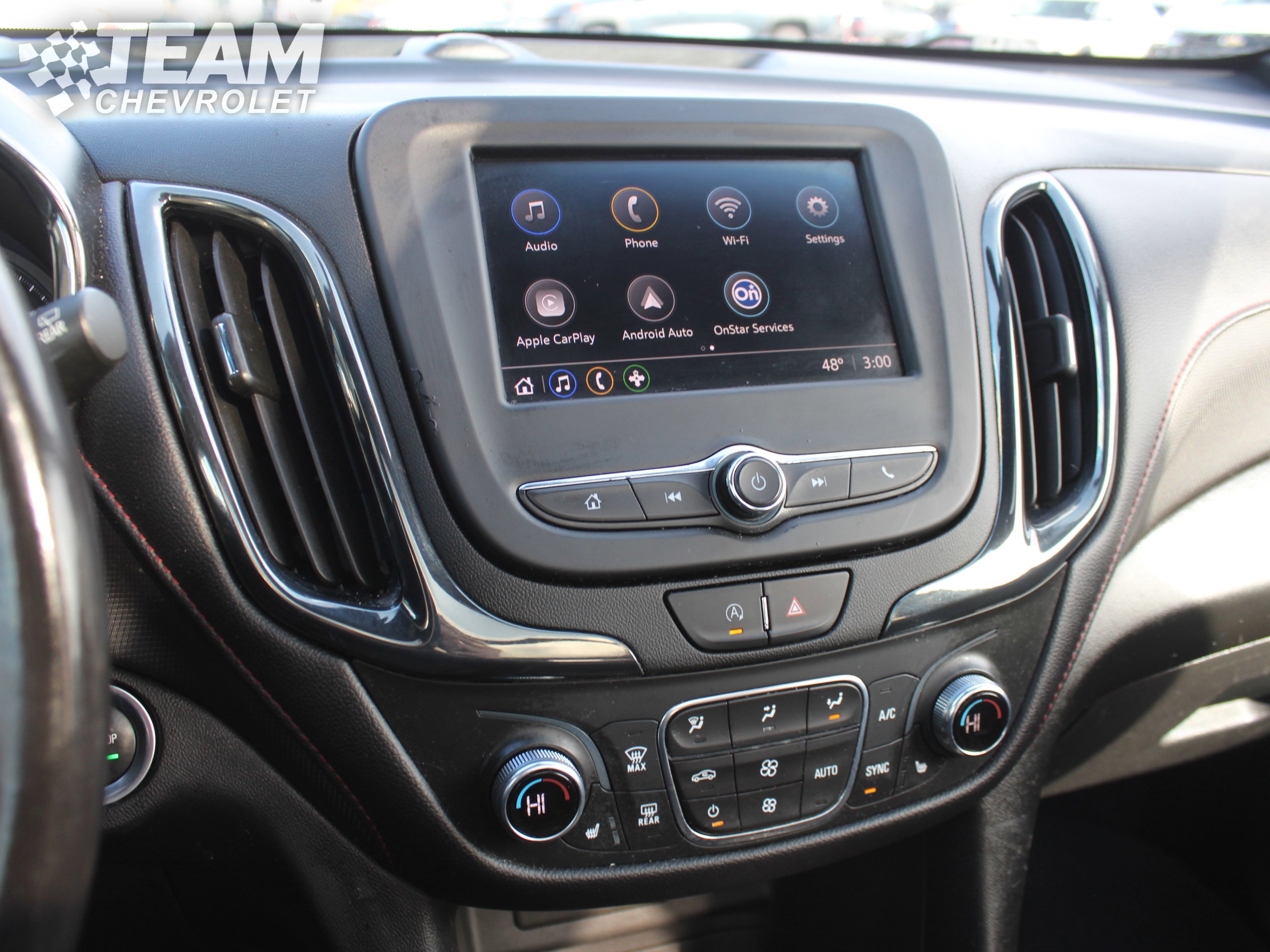 Used 2022 Chevrolet Equinox RS w/ LPO, Cargo Package image 16