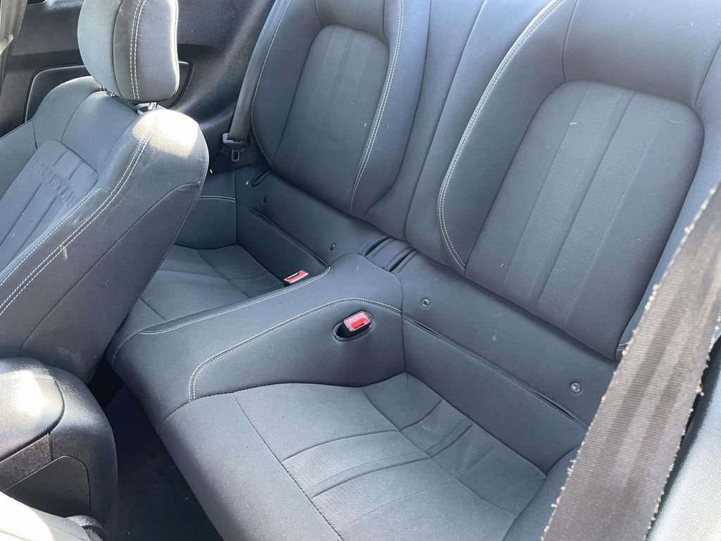 Used 2019 Ford Mustang Coupe image 24