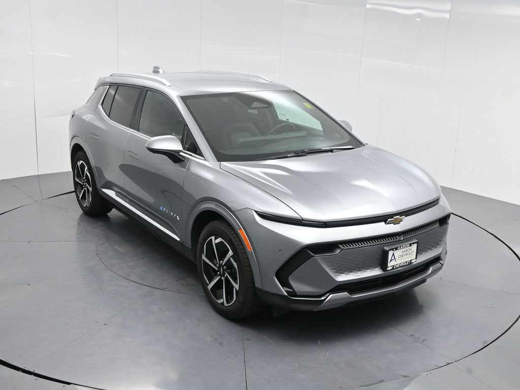 Used 2025 Chevrolet Equinox EV LT w/ Convenience Package image 54