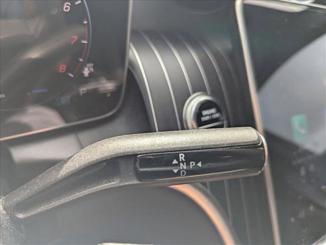 Used 2025 Mercedes-Benz GLC 300 4MATIC image 10