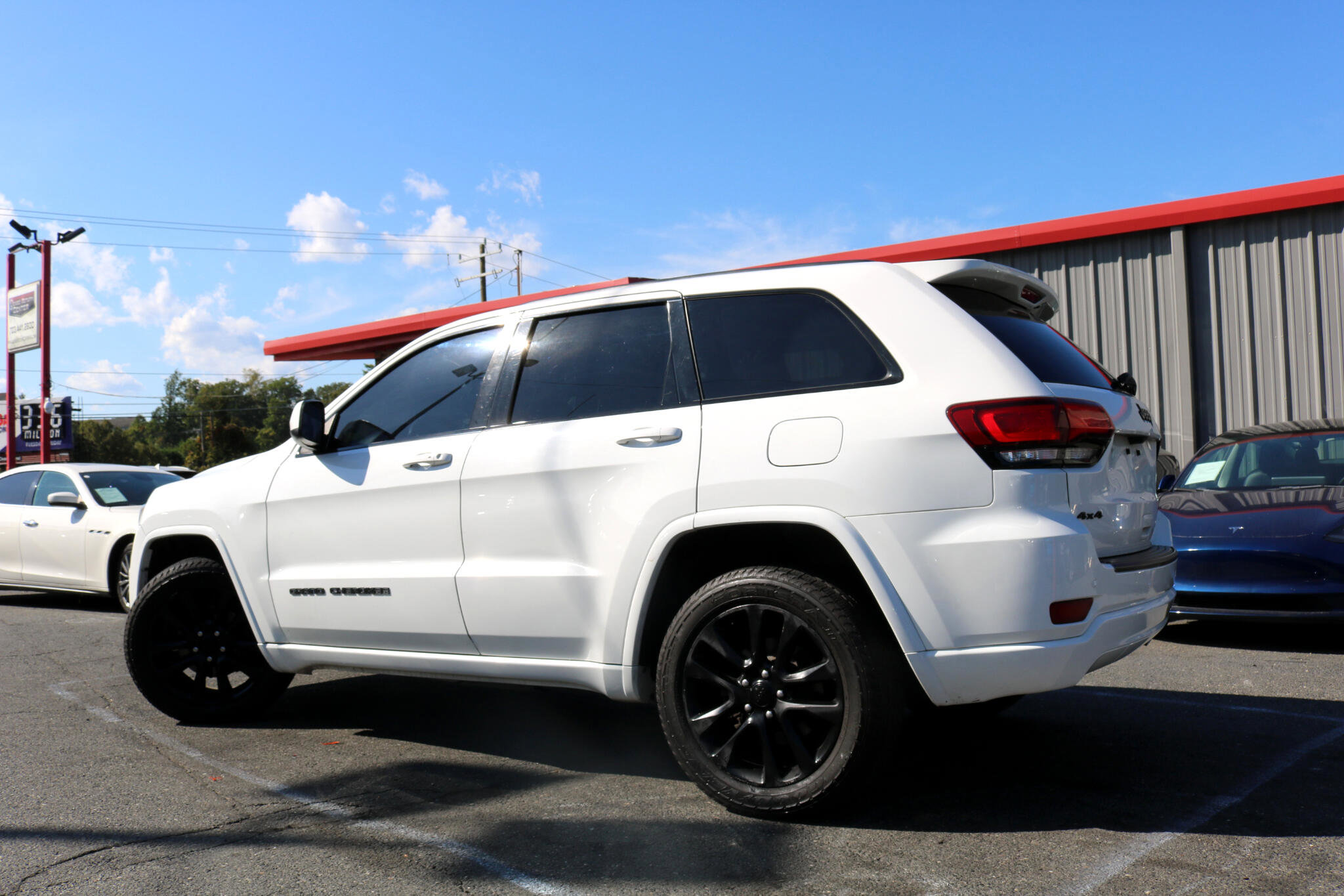 Used 2019 Jeep Grand Cherokee Altitude image 7