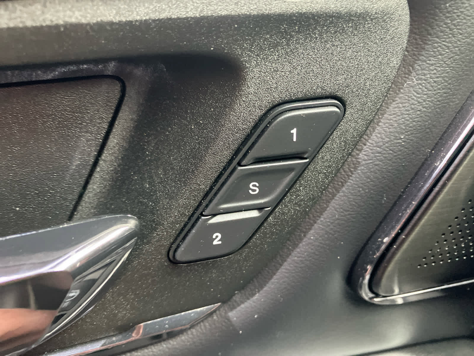 Used 2022 RAM 1500 Limited AWD/4WD image 12