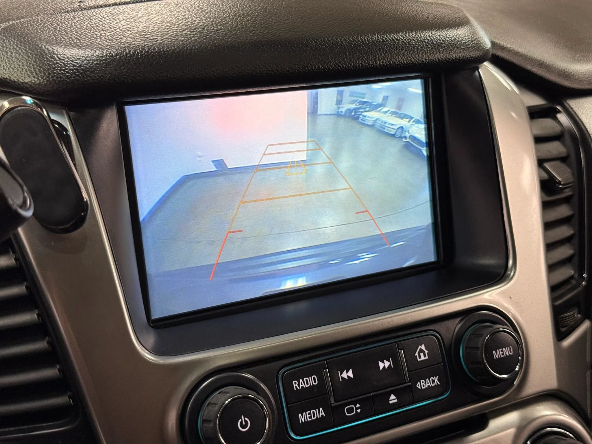 Used 2020 Chevrolet Tahoe LT AWD/4WD image 24
