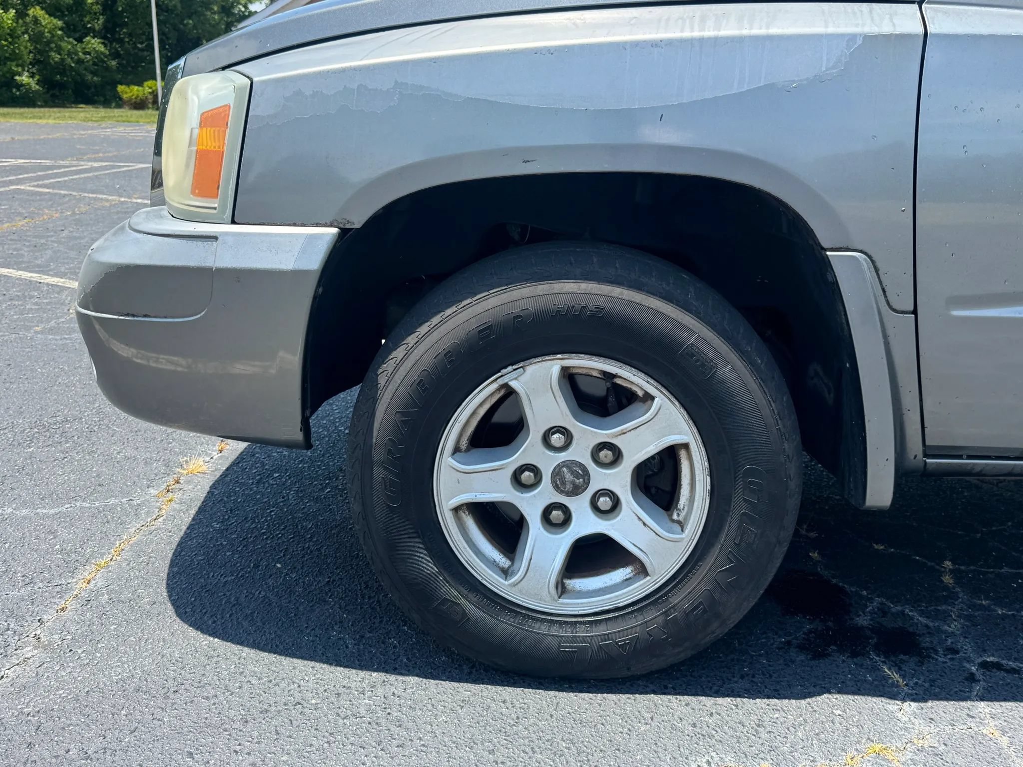 Used 2006 Dodge Dakota SLT RWD image 2