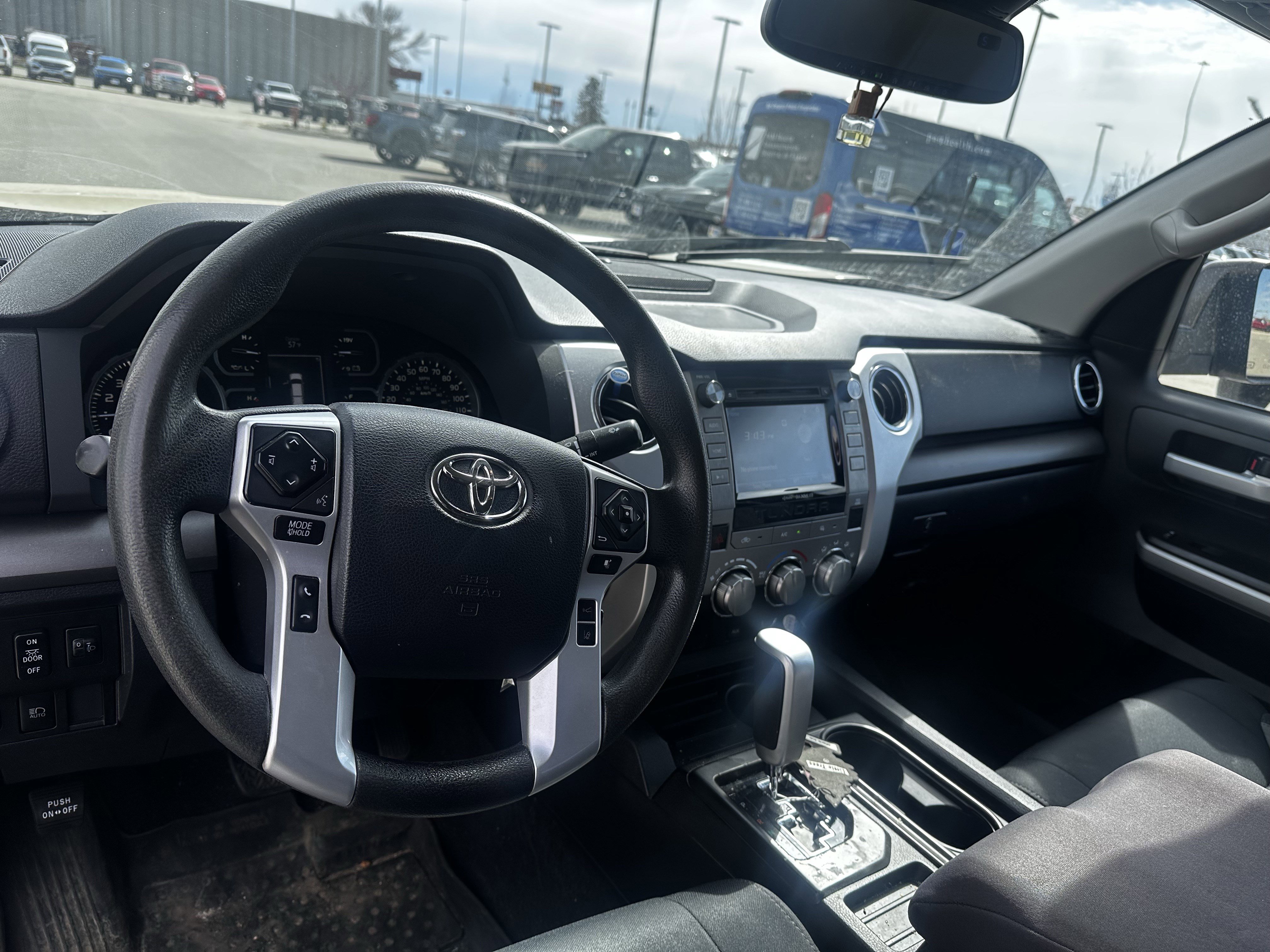 Used 2019 Toyota Tundra SR5 w/ SR5 Upgrade Package AWD/4WD image 5
