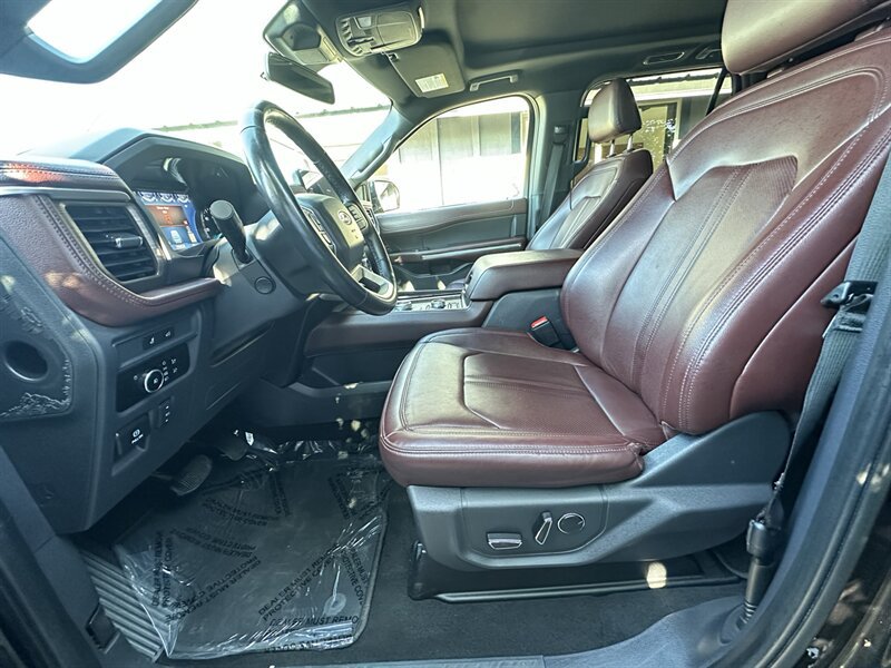 Used 2024 Ford Expedition Max Limited AWD/4WD image 72