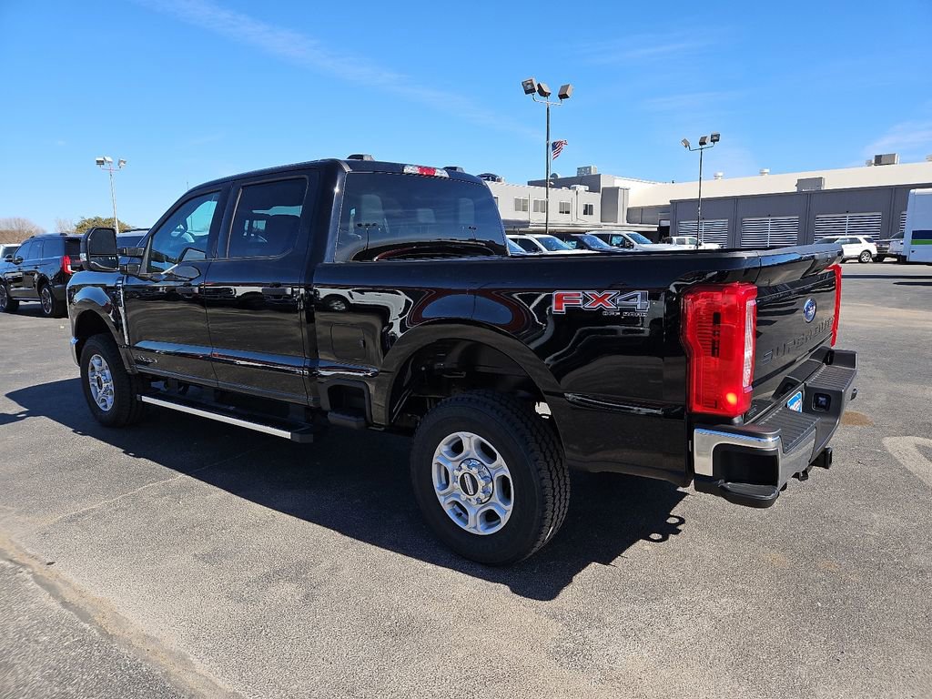 New 2026 Ford F250 XLT w/ FX4 Off-Road Package image 8