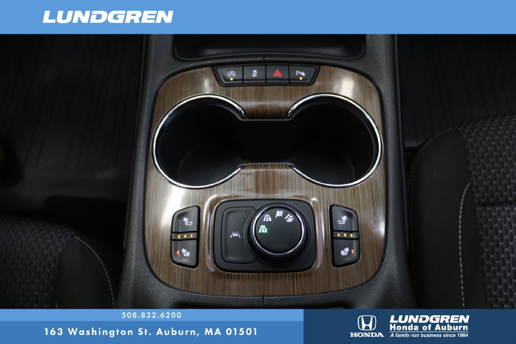 Used 2023 GMC Acadia SLE w/ Driver Convenience Package AWD/4WD image 26