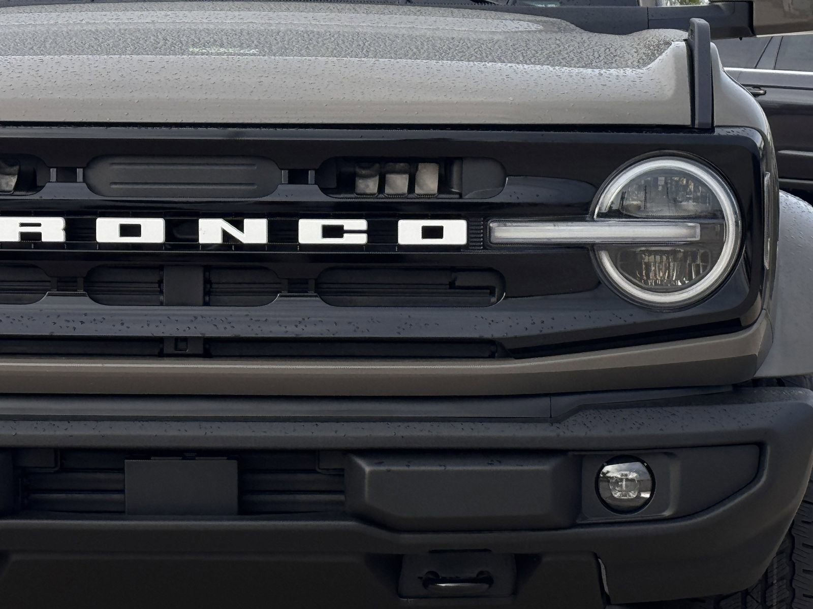 New 2026 Ford Bronco Outer Banks image 7