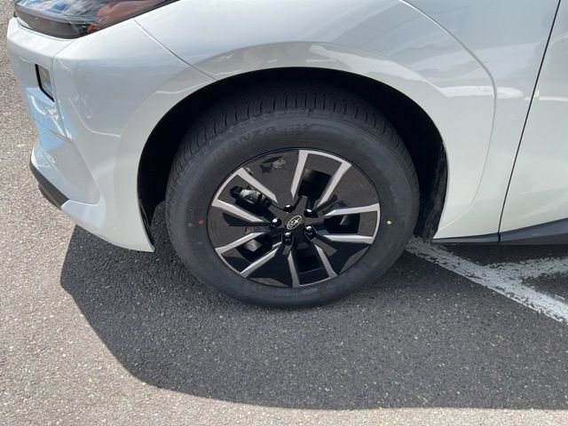 New 2026 Subaru Solterra w/ Premium Convenience Package AWD/4WD image 11