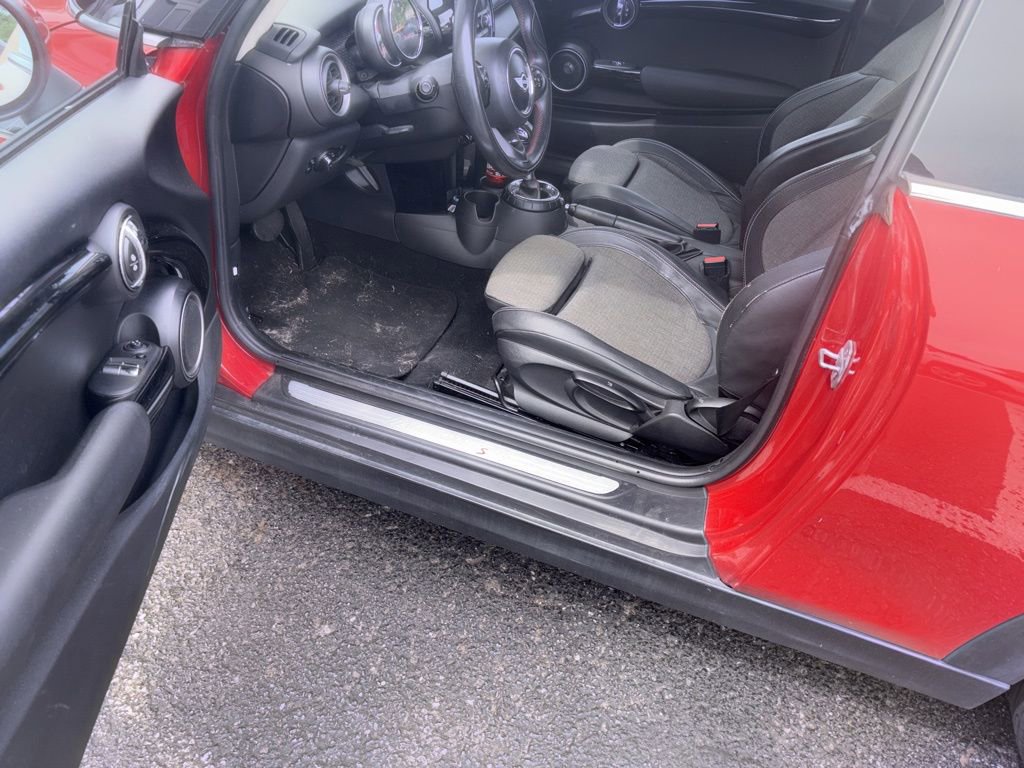 Used 2015 MINI Cooper S FWD image 8