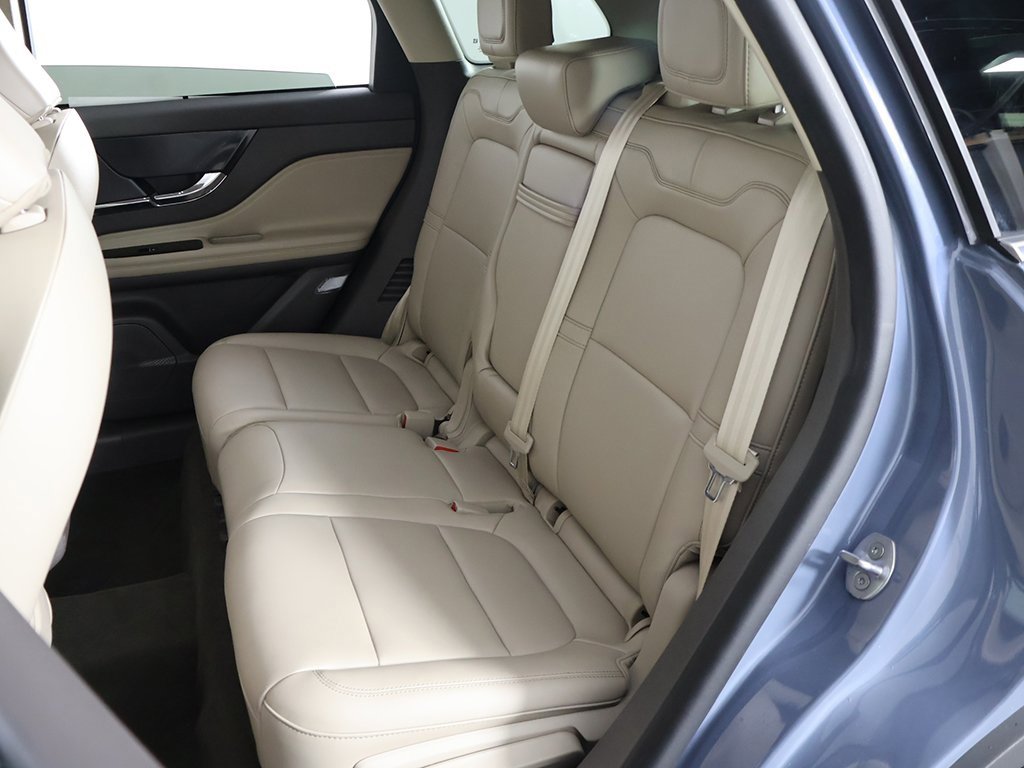 Used 2023 Lincoln Corsair AWD w/ Towing Package image 29