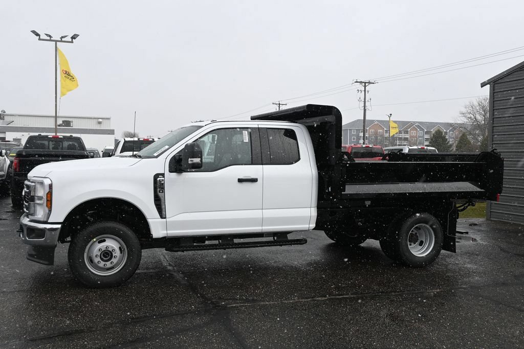 New 2026 Ford F350 XL w/ XL Chrome Package AWD/4WD image 7