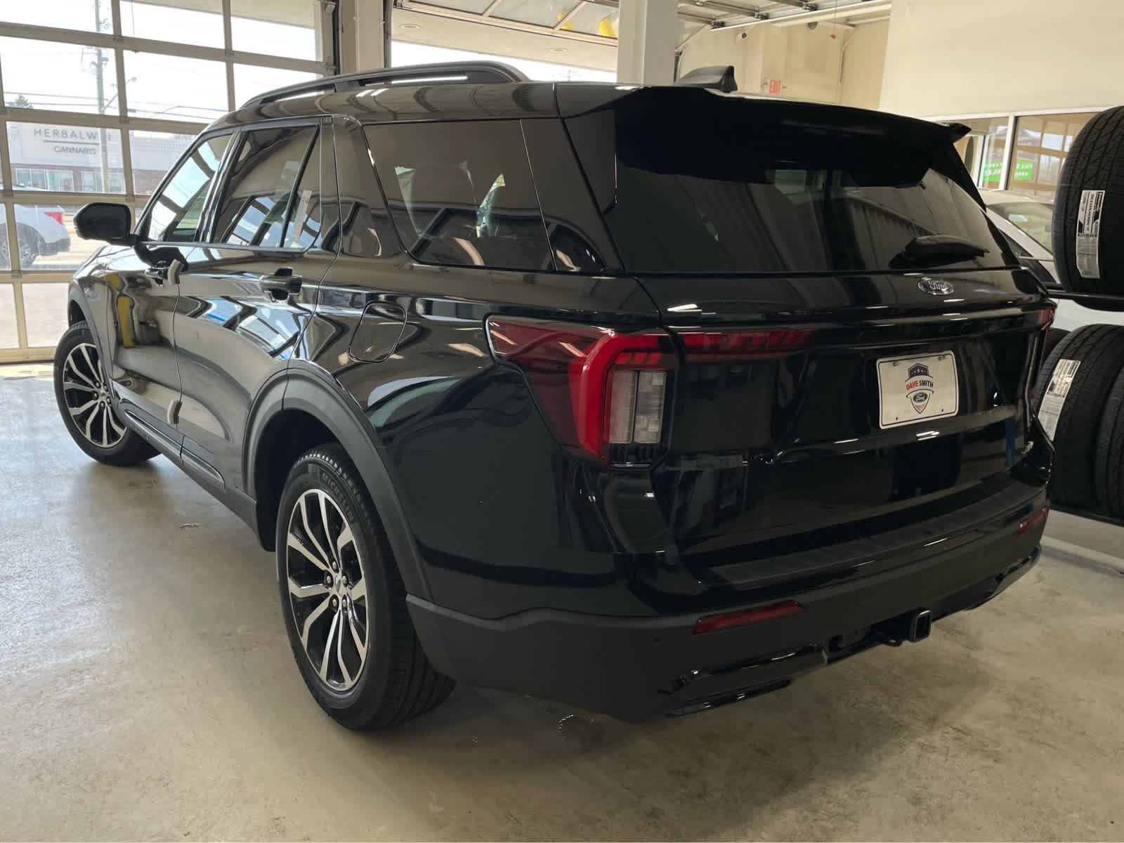 New 2026 Ford Explorer ST-Line AWD/4WD image 7