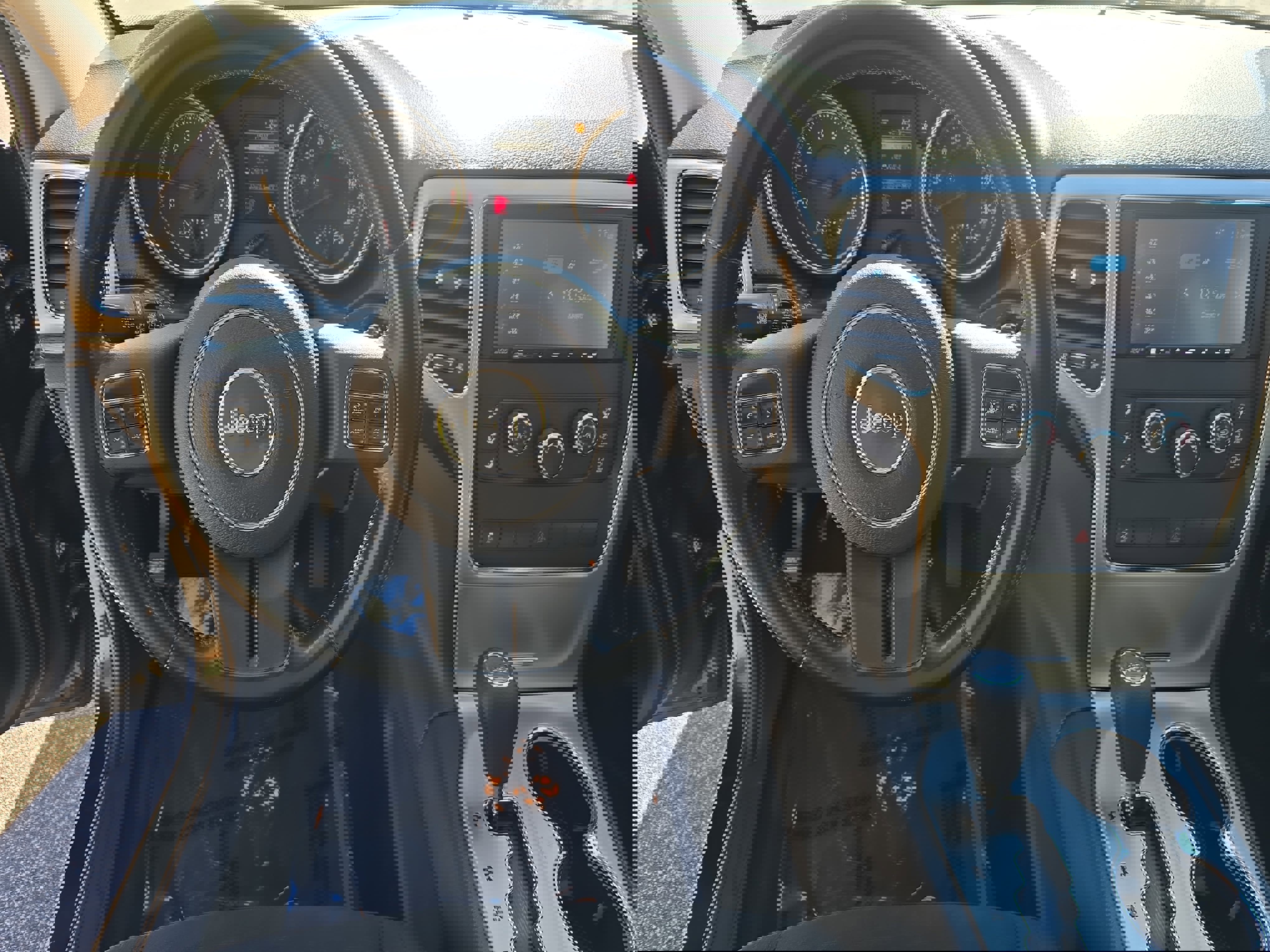 Used 2011 Jeep Grand Cherokee Laredo image 15