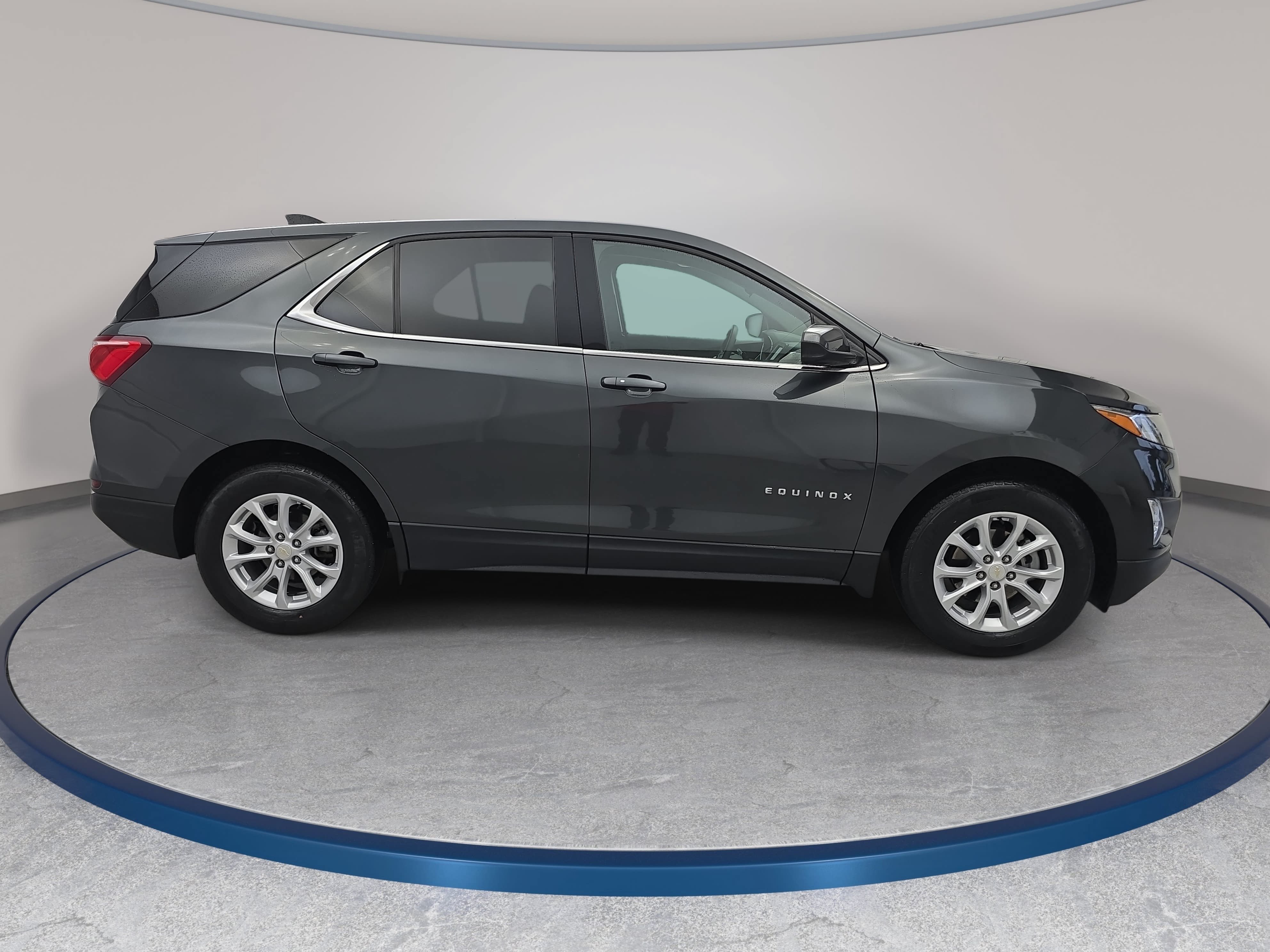 Used 2020 Chevrolet Equinox LT FWD image 4