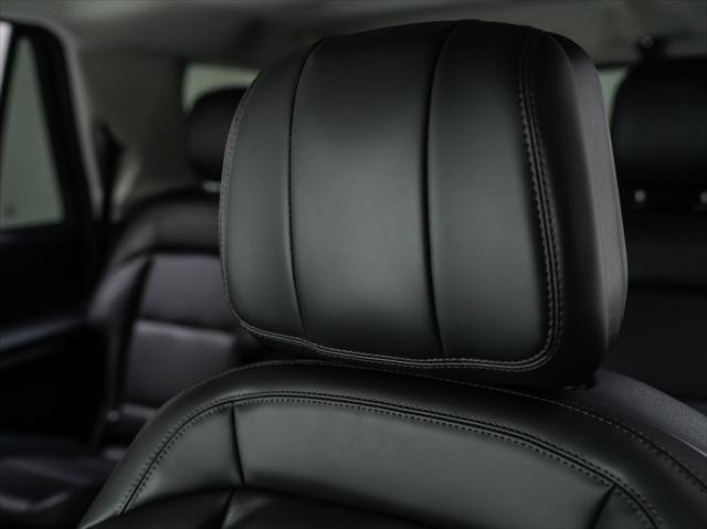 New 2026 Lincoln Navigator Premiere AWD/4WD image 14