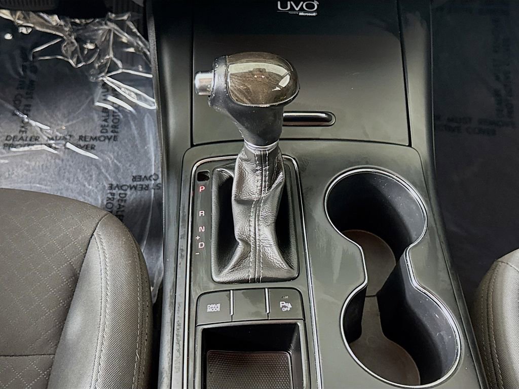 Used 2016 Kia Sorento LX w/ LX Convenience Package image 17