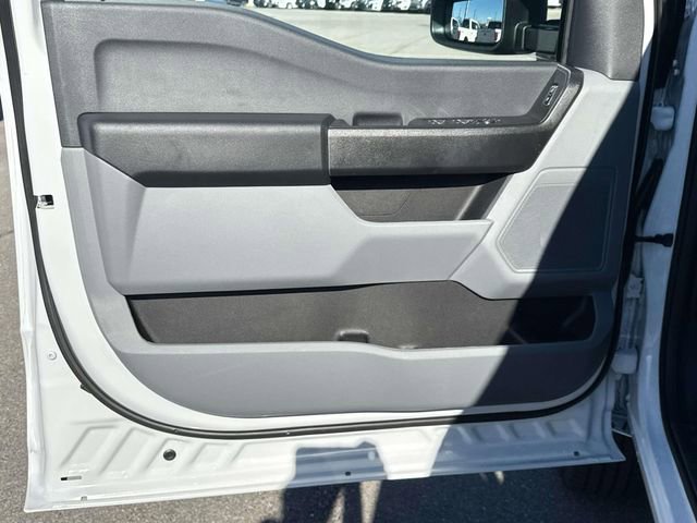New 2026 Ford F250 XL image 19