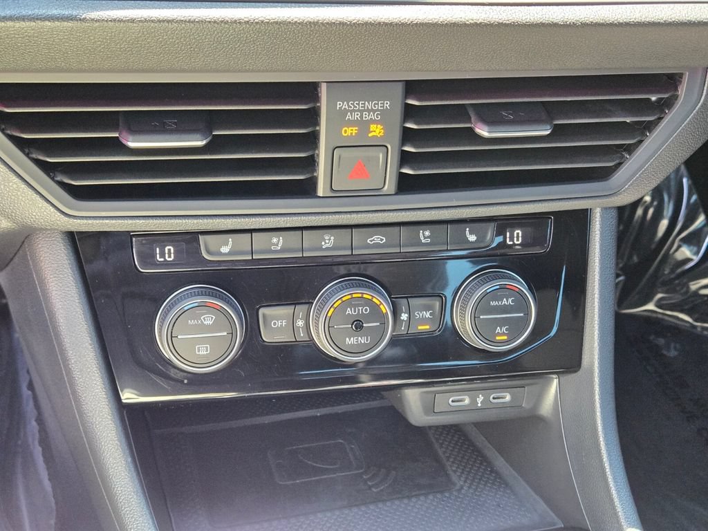 Certified 2024 Volkswagen Jetta GLI Autobahn FWD image 23