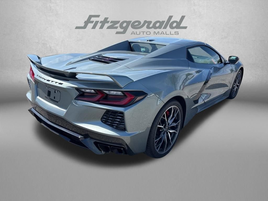 Used 2023 Chevrolet Corvette Stingray Preferred Conv w/ Z51 Performance Package RWD image 5