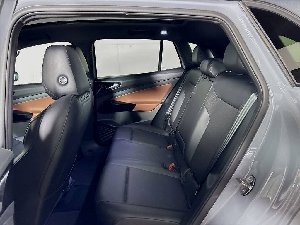 Used 2021 Volkswagen ID.4 Pro S w/ ID.4 Protection Package image 21