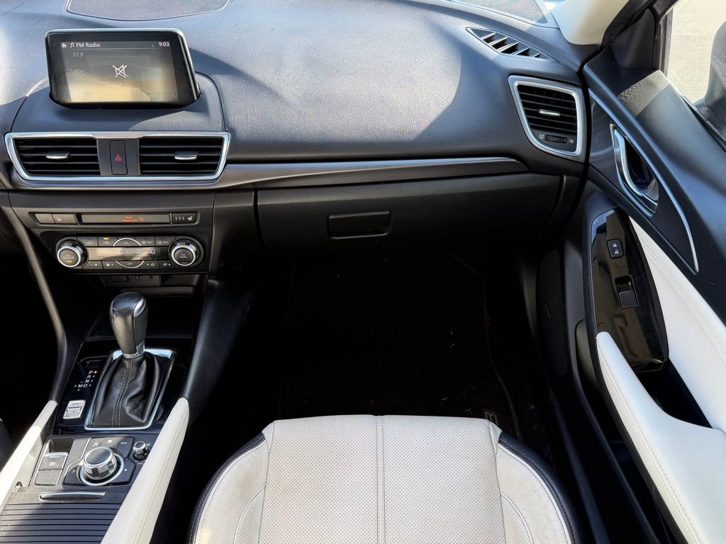 Used 2018 MAZDA MAZDA3 Grand Touring image 10
