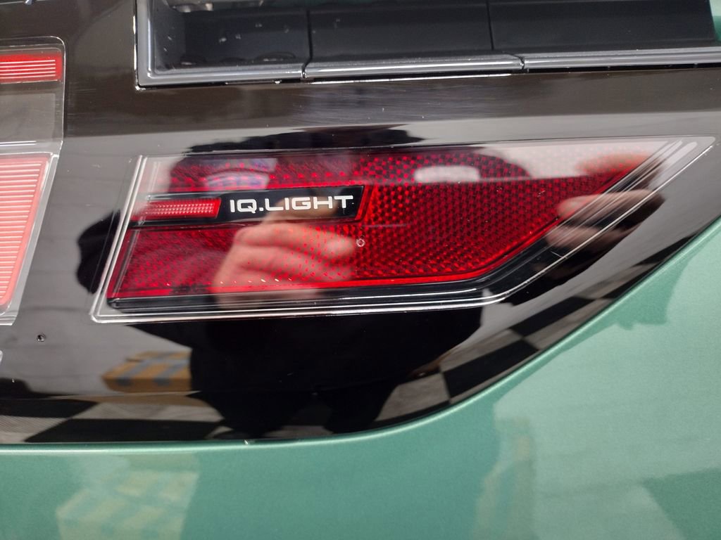 New 2025 Volkswagen ID. Buzz Pro S Plus image 17