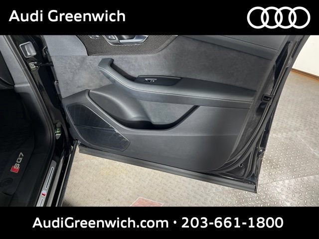 Used 2023 Audi SQ7 Prestige w/ Prestige Package AWD/4WD image 9