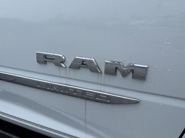 Used 2024 RAM 2500 Limited image 12