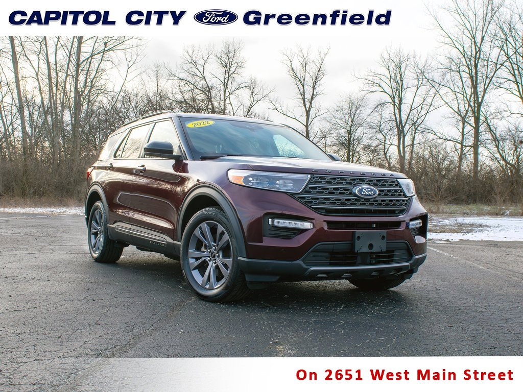 Used 2022 Ford Explorer XLT w/ Equipment Group 202A image 1