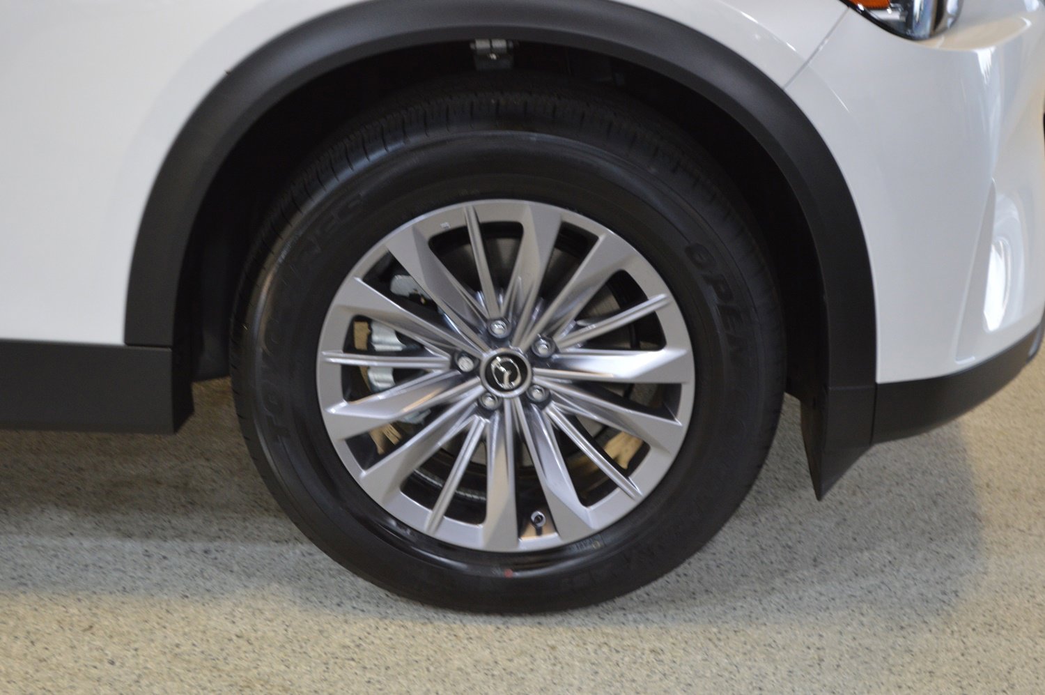 New 2025 MAZDA CX-90 3.3 Turbo w/ Select Package image 9