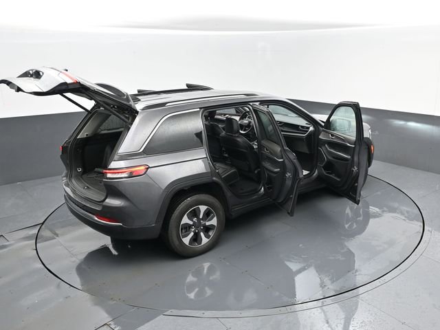 Used 2022 Jeep Grand Cherokee Limited 4xe AWD/4WD image 31