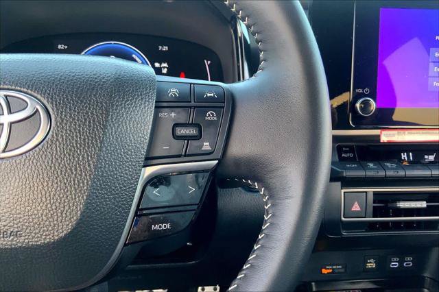 Certified 2026 Toyota Camry SE w/ Convenience Package FWD image 24