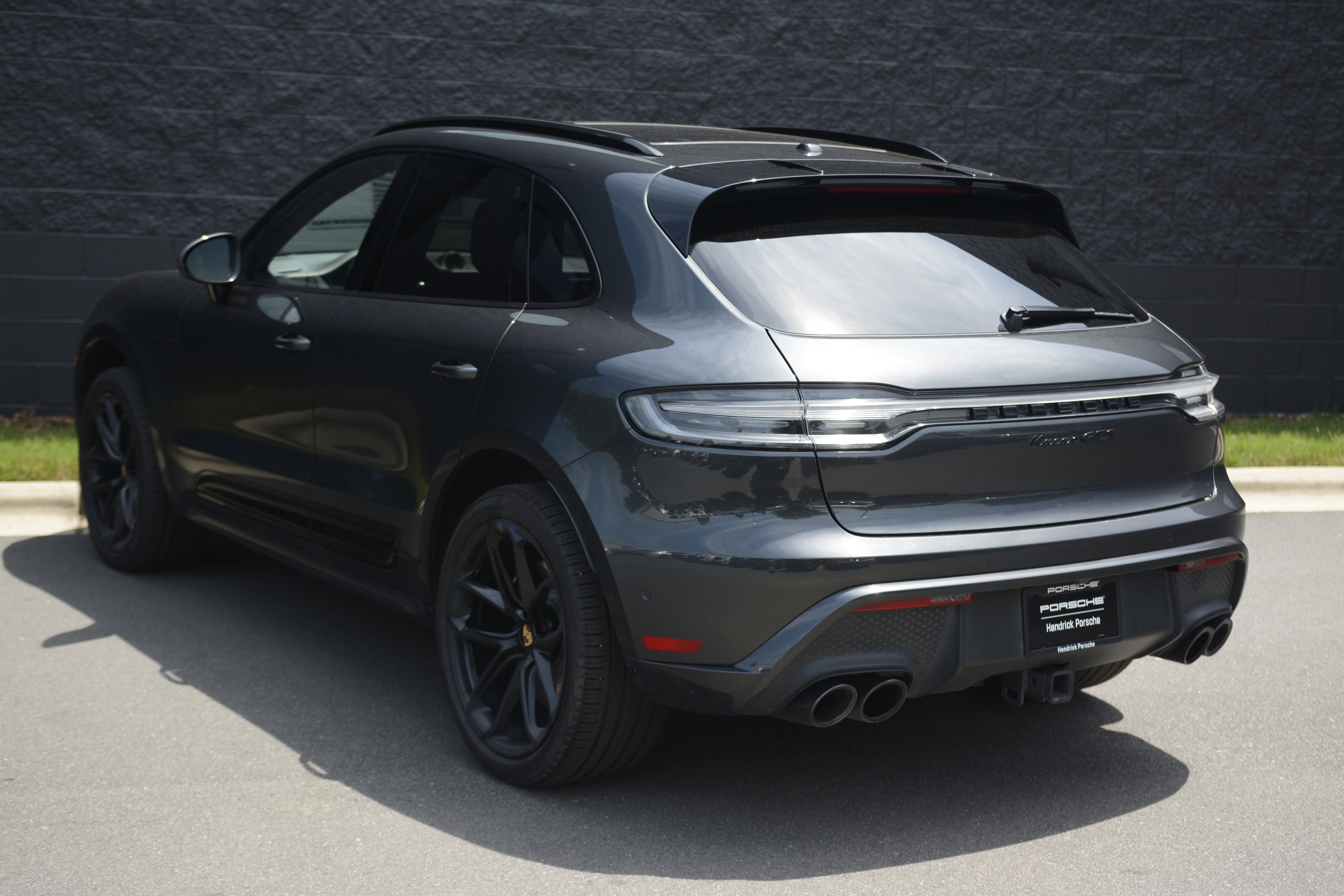 Used 2024 Porsche Macan GTS AWD/4WD image 3