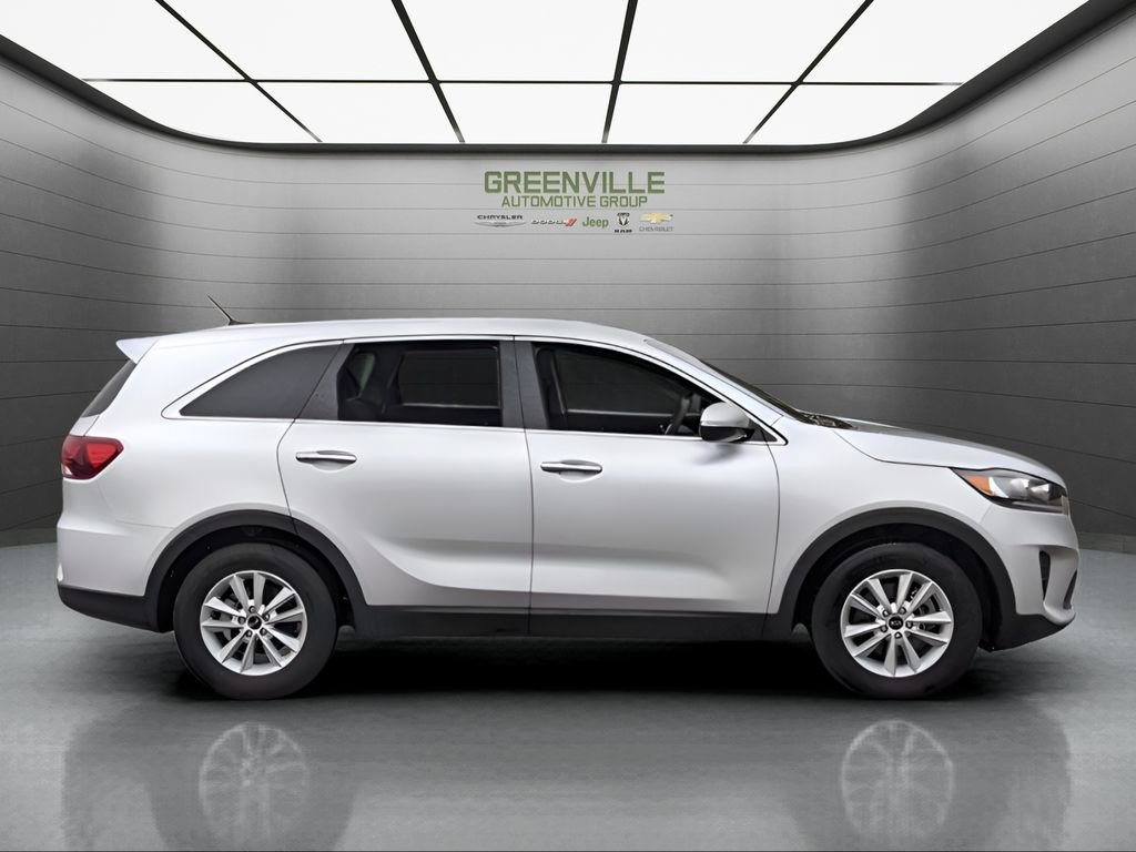 Used 2020 Kia Sorento LX image 7