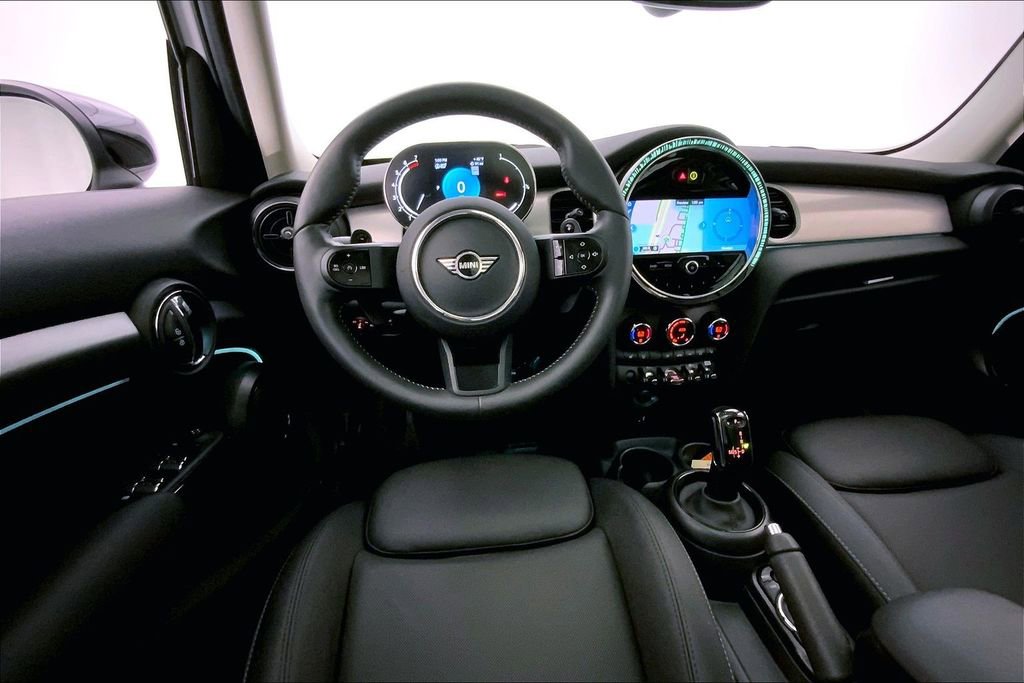 Certified 2024 MINI Cooper S image 4