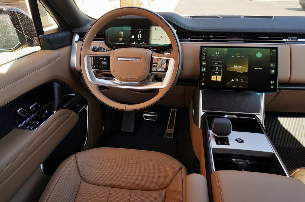 New 2026 Land Rover Range Rover SE AWD/4WD image 13