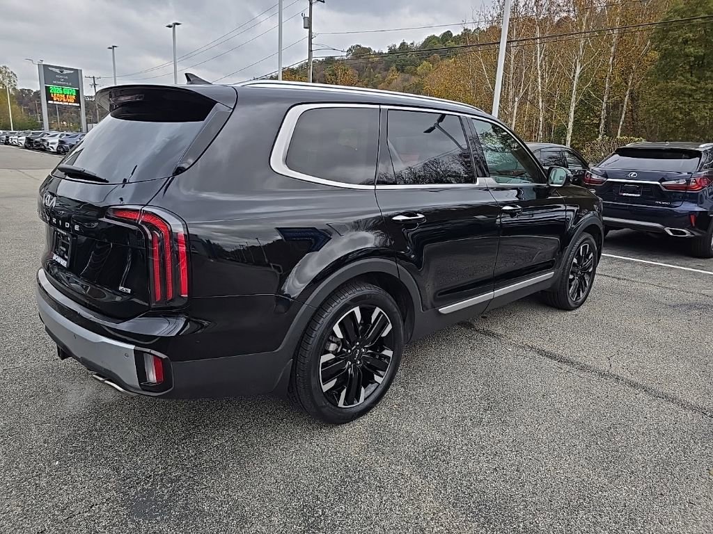 Used 2024 Kia Telluride SX Prestige w/ Towing Package image 5