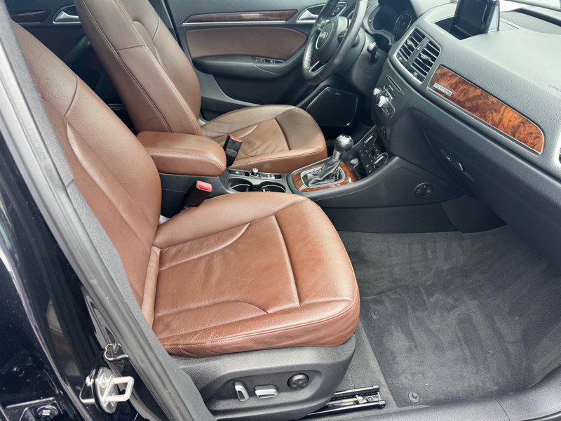 Used 2018 Audi Q3 2.0T Premium Plus w/ Premium Plus Package image 12