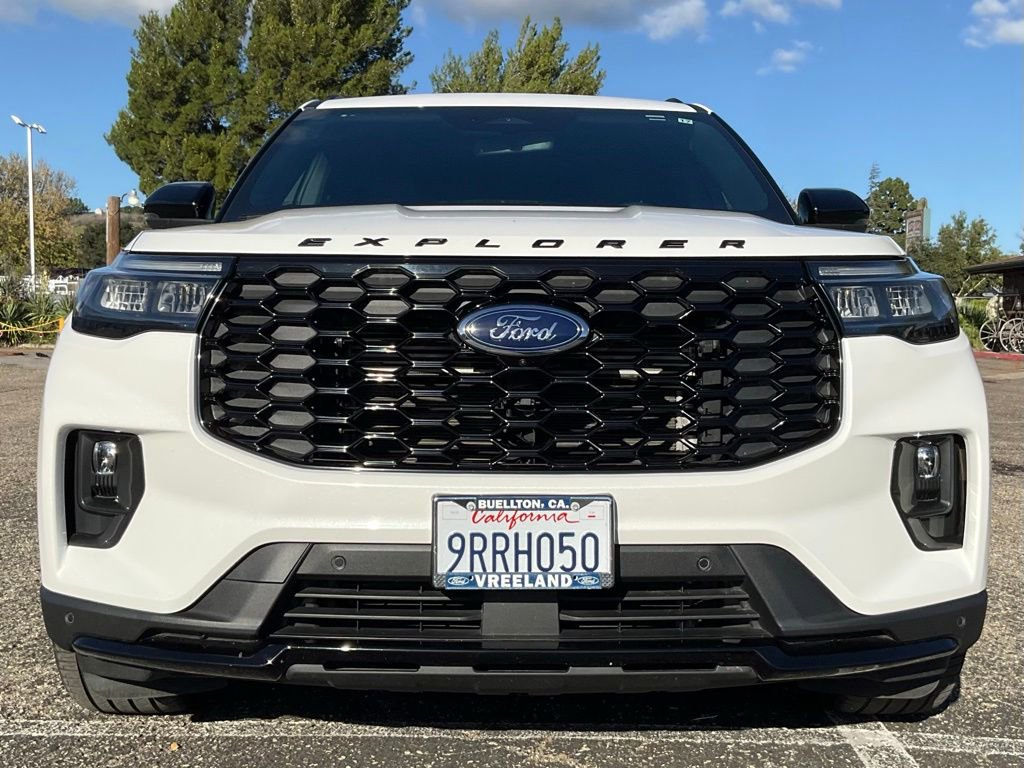Certified 2025 Ford Explorer ST-Line w/ Premium Package image 69