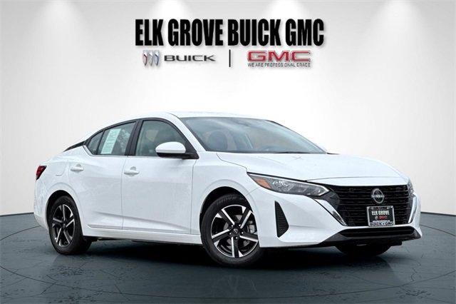 Used 2025 Nissan Sentra SV image 2