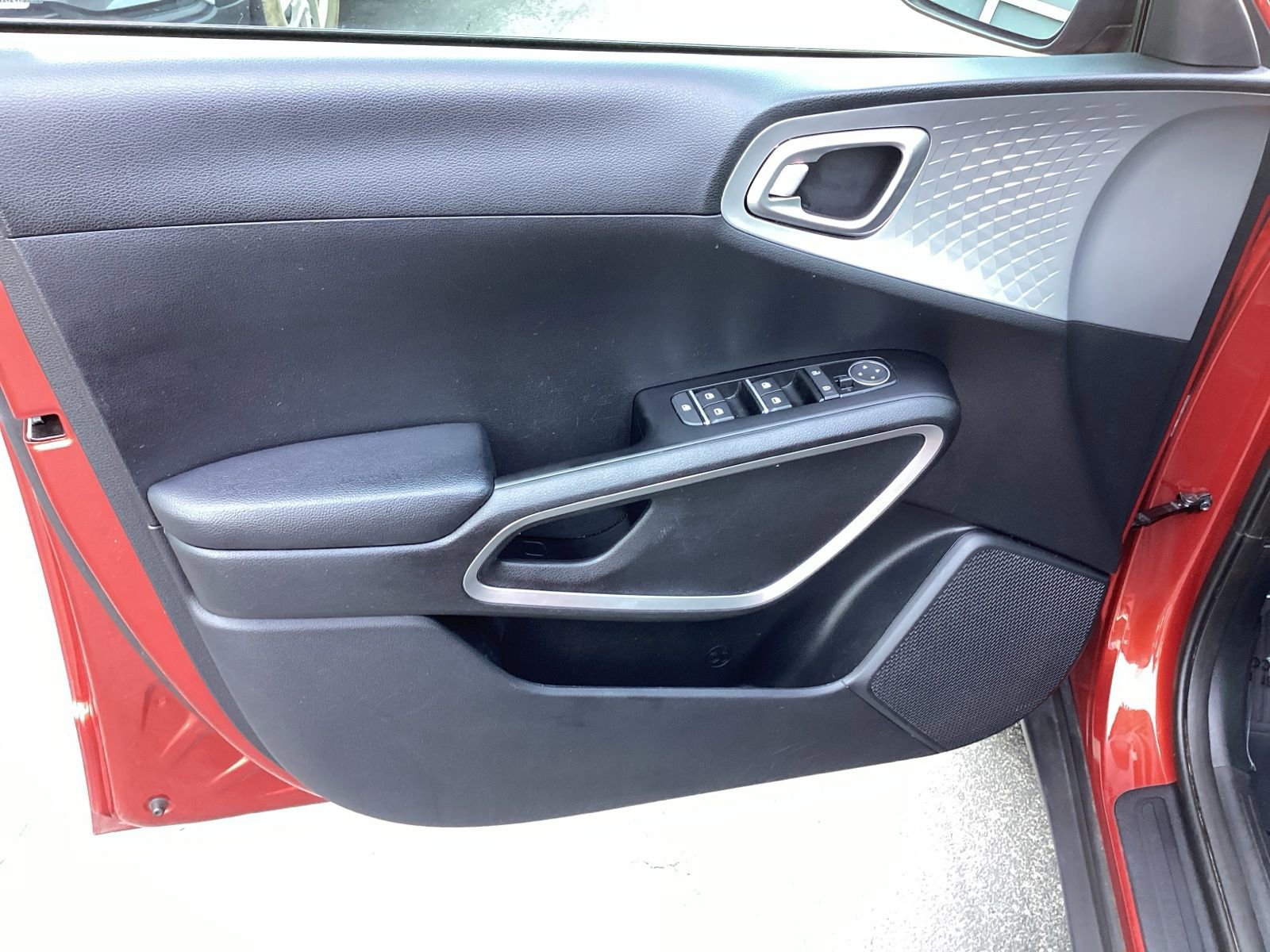 Used 2024 Kia Soul LX w/ Option Group 015 image 23