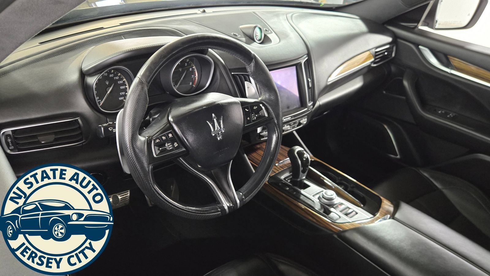 Used 2018 Maserati Levante S GranSport AWD/4WD image 11