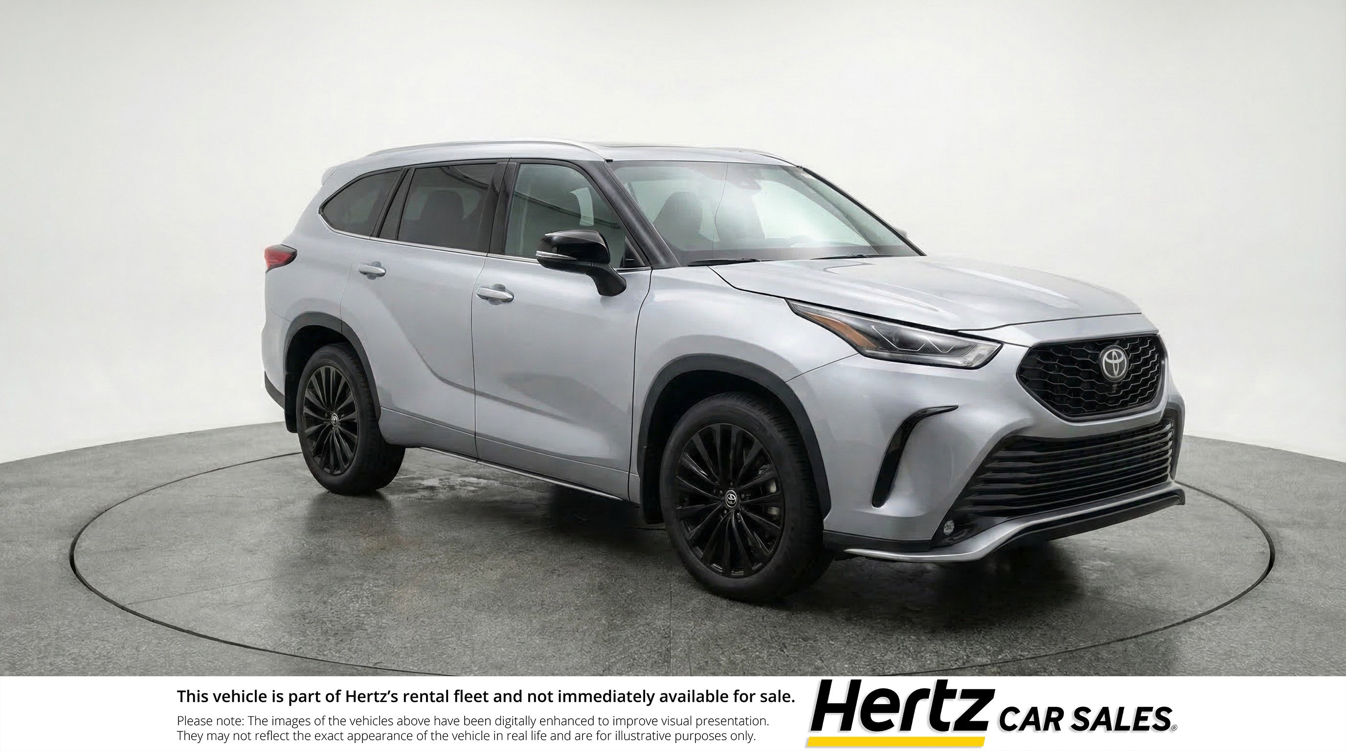 Used 2025 Toyota Highlander XSE image 1