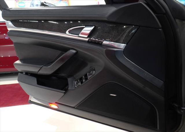 Used 2011 Porsche Panamera Turbo AWD/4WD image 19