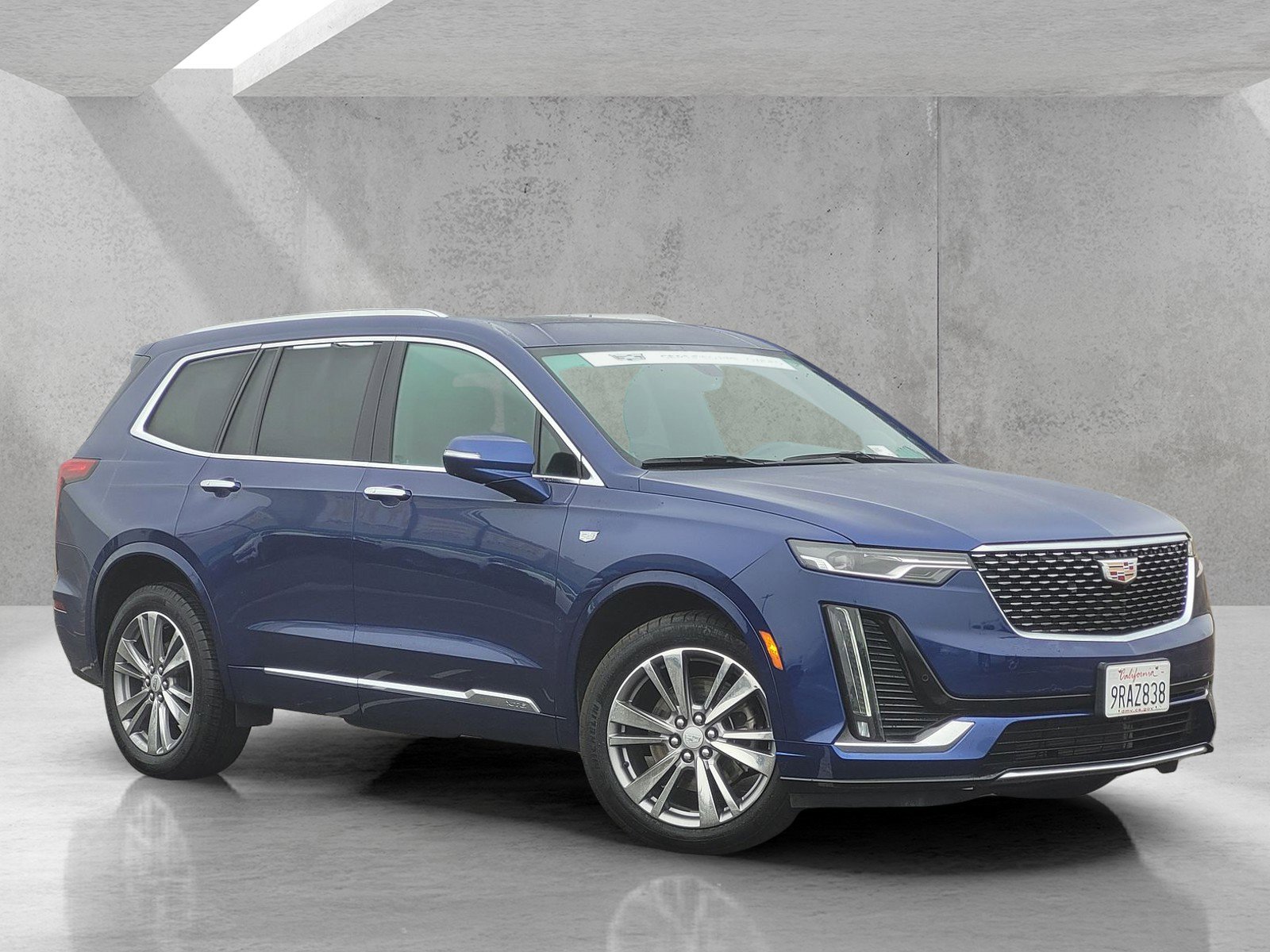 Certified 2025 Cadillac XT6 Premium Luxury