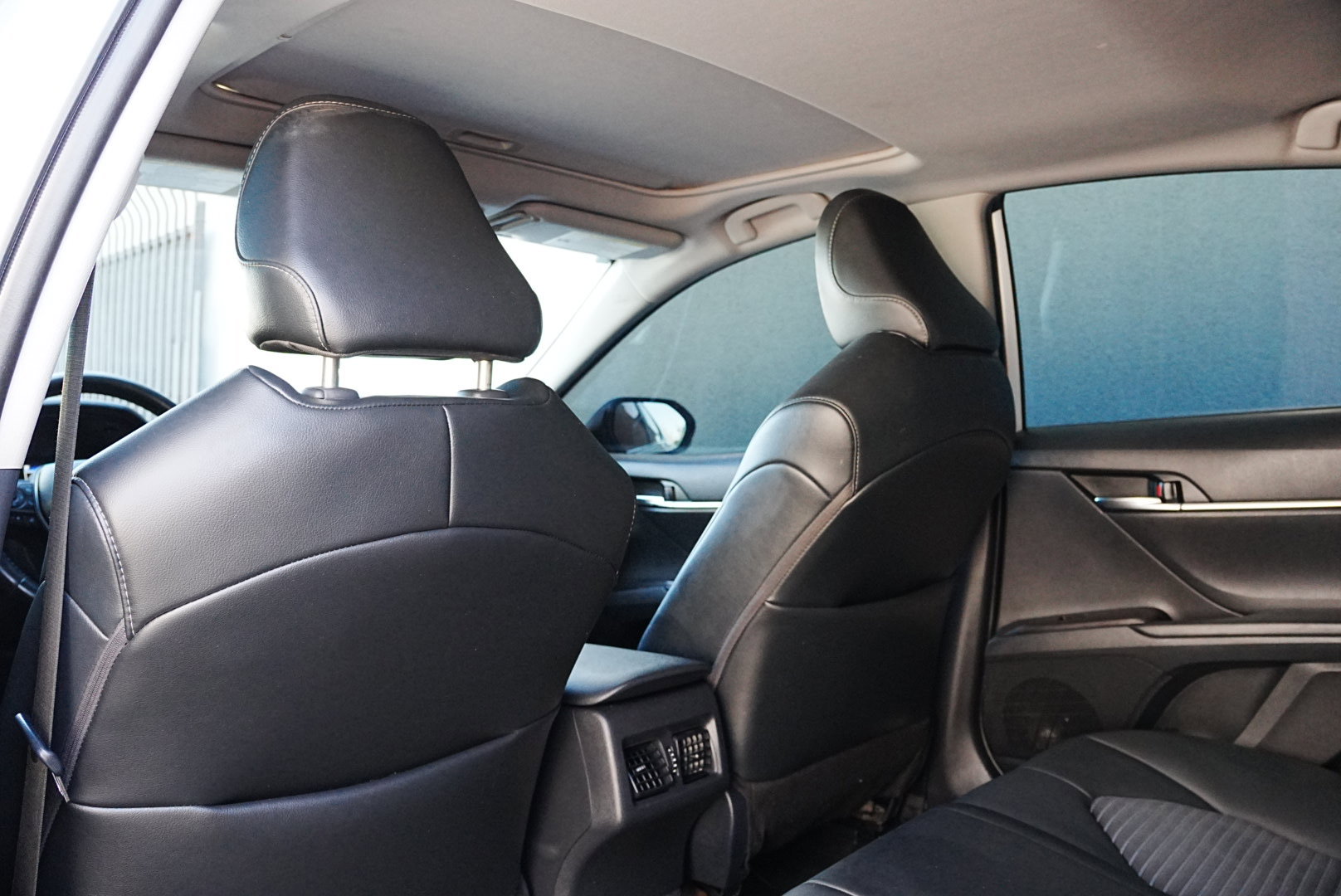 Used 2024 Toyota Camry SE image 12