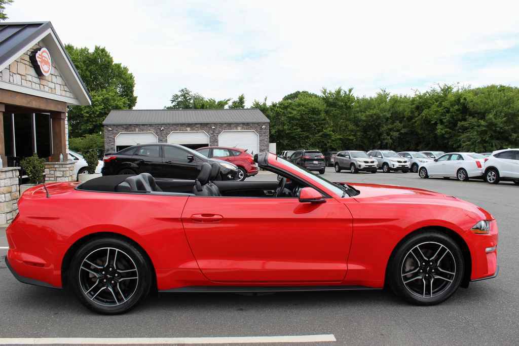 Used 2020 Ford Mustang Premium RWD image 12