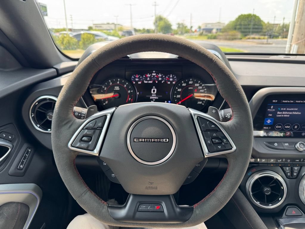 Used 2022 Chevrolet Camaro ZL1 RWD image 23